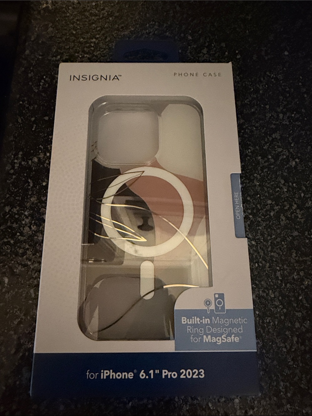 Insignia MagSafe-Compatible Phone Case for iPhone 6.1" Pro 2023 - Brown/Black